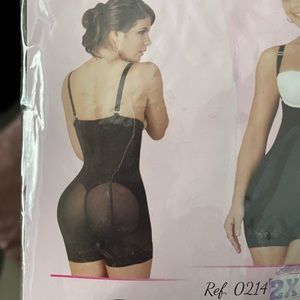 Black Faja waist trainer under garment